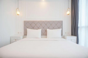 Best Spacious and Nice 3BR at 28th Floor Casa Grande Apartment By Travelio